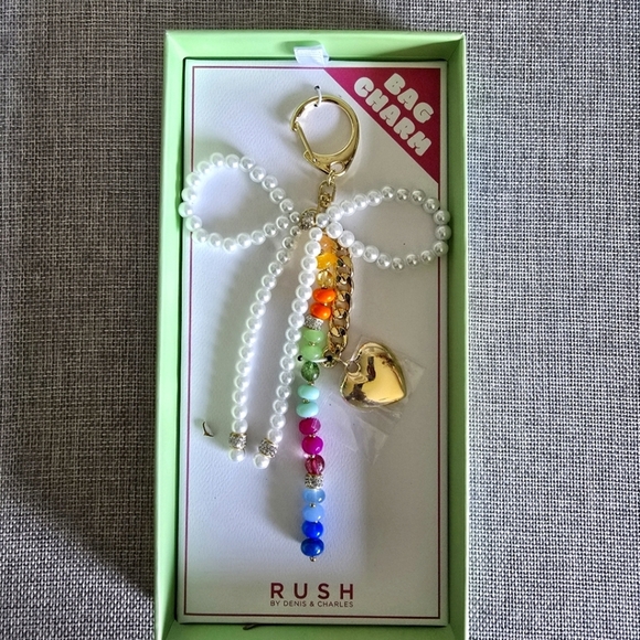 Denis & Charles Rush Faux Pearl Rhinestone Gold Chain Heart Bag Purse Charm - Picture 1 of 2